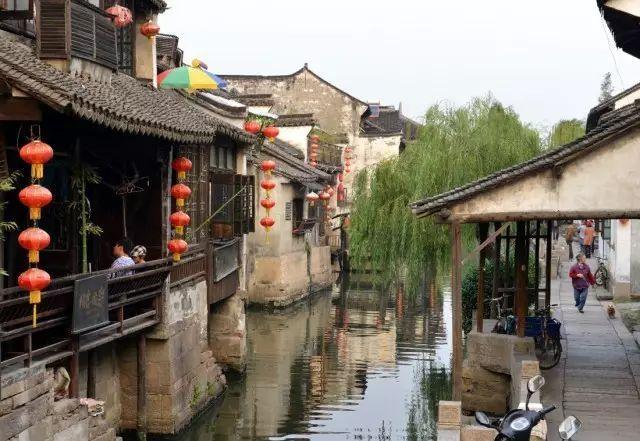 你有上班穿衣羞耻症吗?你会穿的很潮去上班吗?- 专业问答类网站